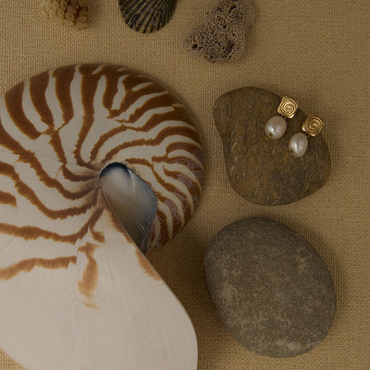VELVET SWIRL EARRINGS