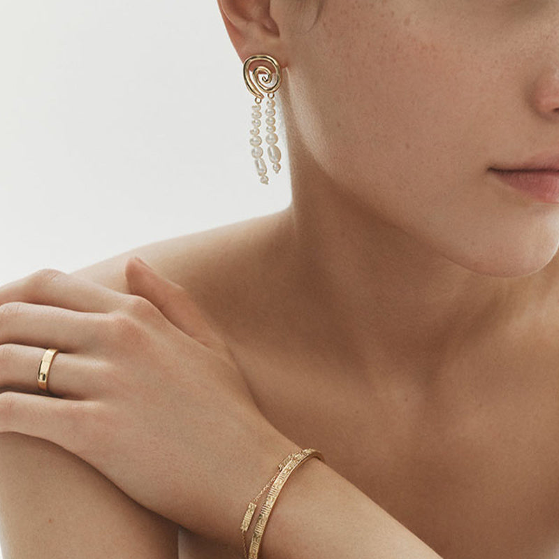 SWEET ESCAPE EARRINGS