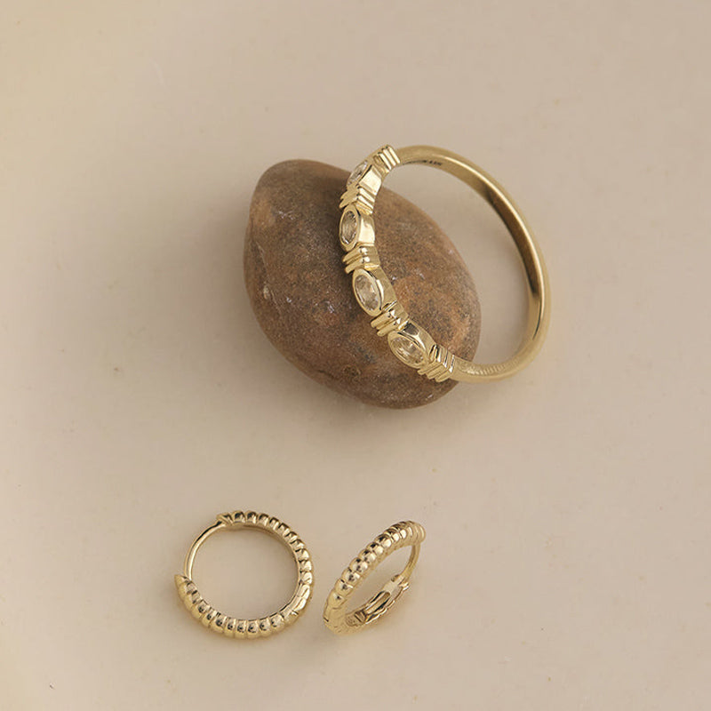 ELEMENTAL FINE HUGGIES