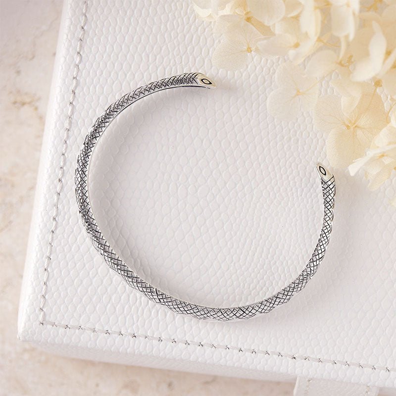 DIAMOND PYTHON SNAKE CUFF