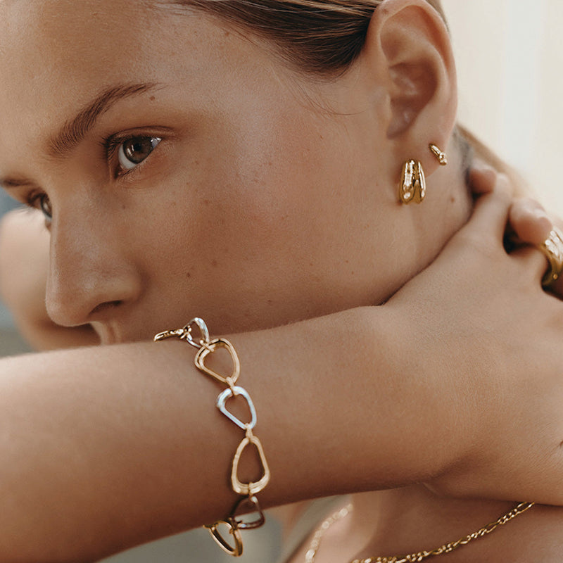 STILLNESS TOPAZ HOOPS