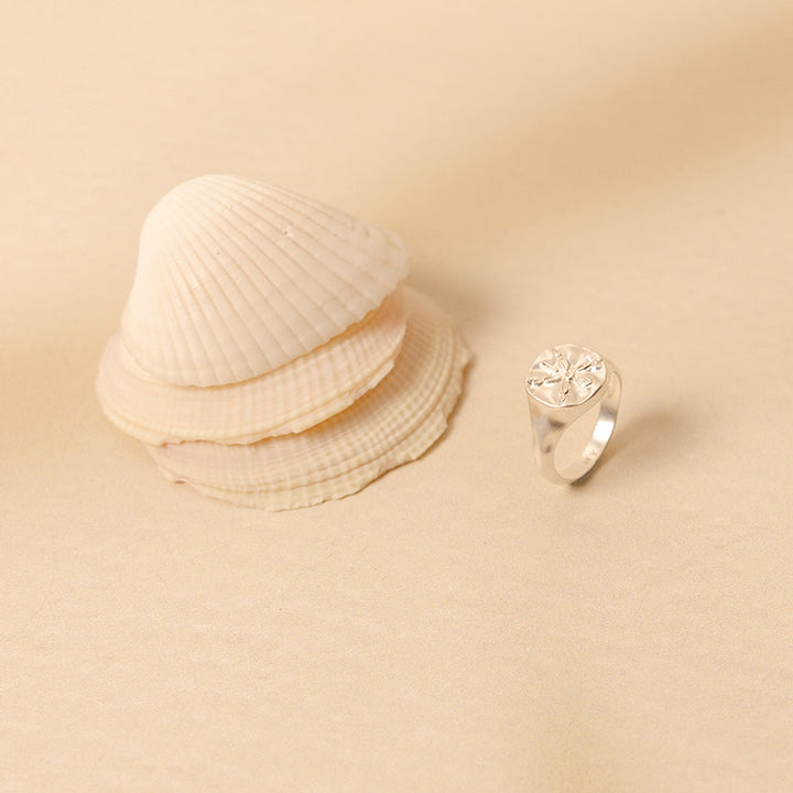 SAND DOLLAR SIGNET RING