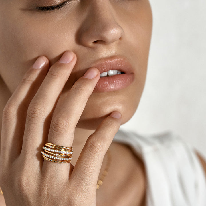 Crystal Intertwined Ring