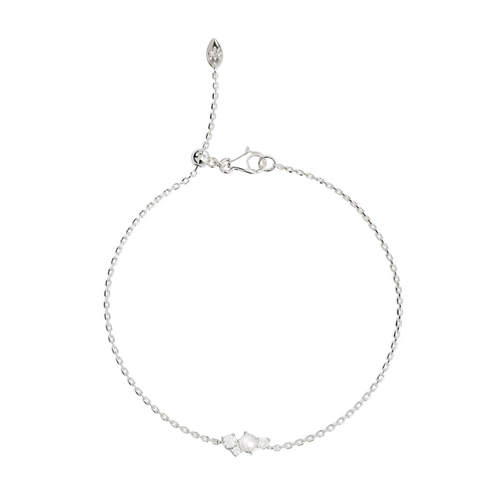 LOVE IN STILLNESS PEARL BRACELET