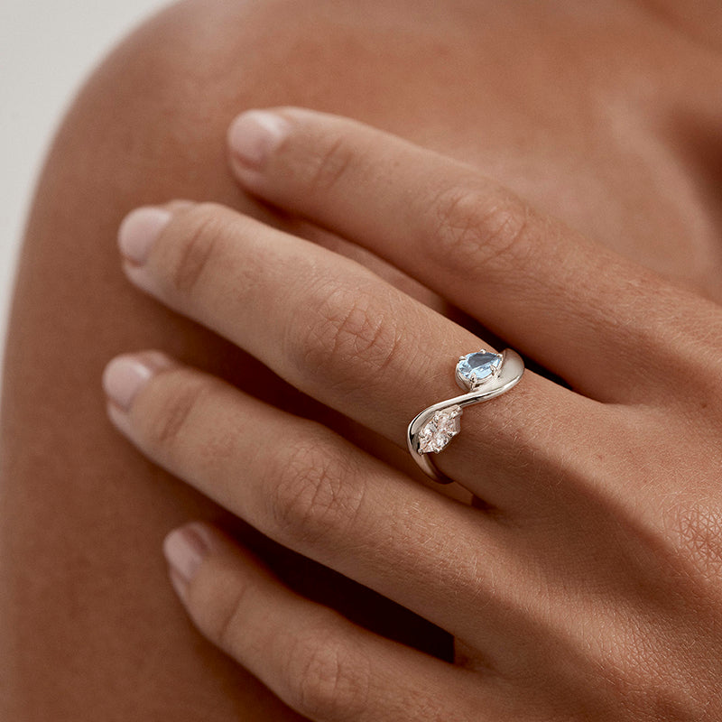 WITH FREEDOM I BECOME RING