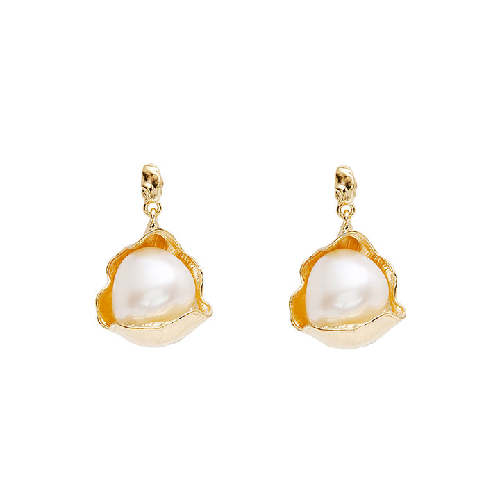 A PLACE TO DREAM PEARL DROP EARRINGS
