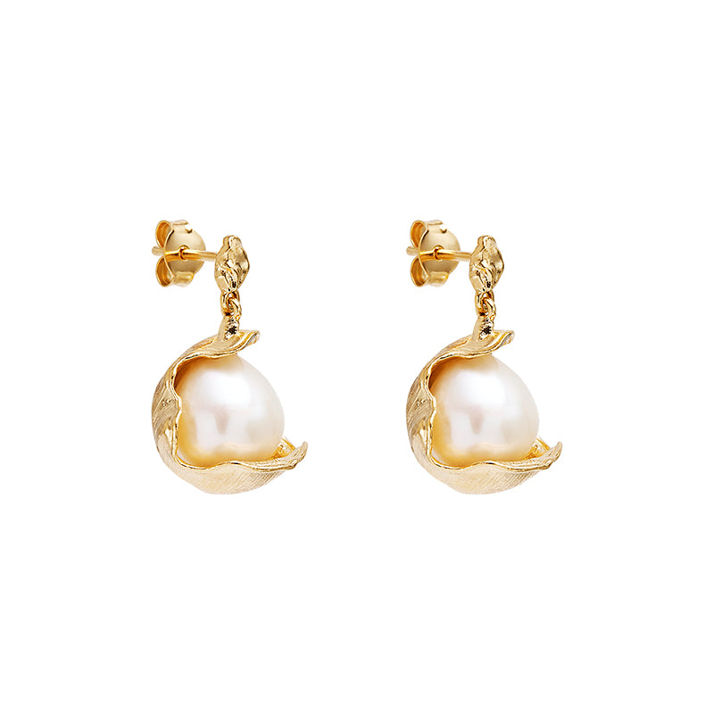 A PLACE TO DREAM PEARL DROP EARRINGS