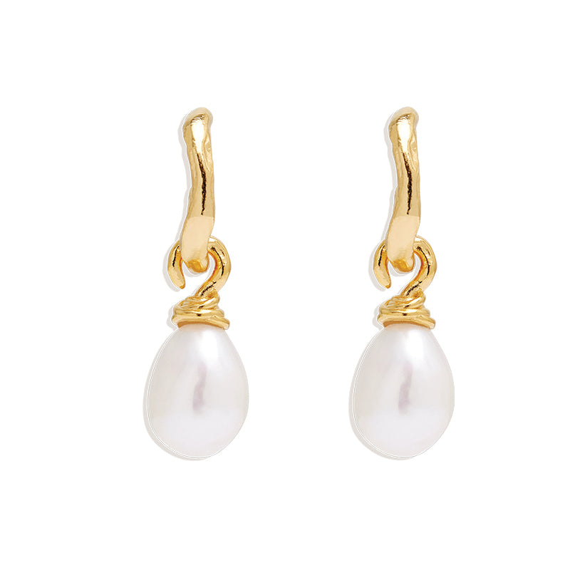 WHISPERS OF TRANQUILLITY PEARL HOOPS