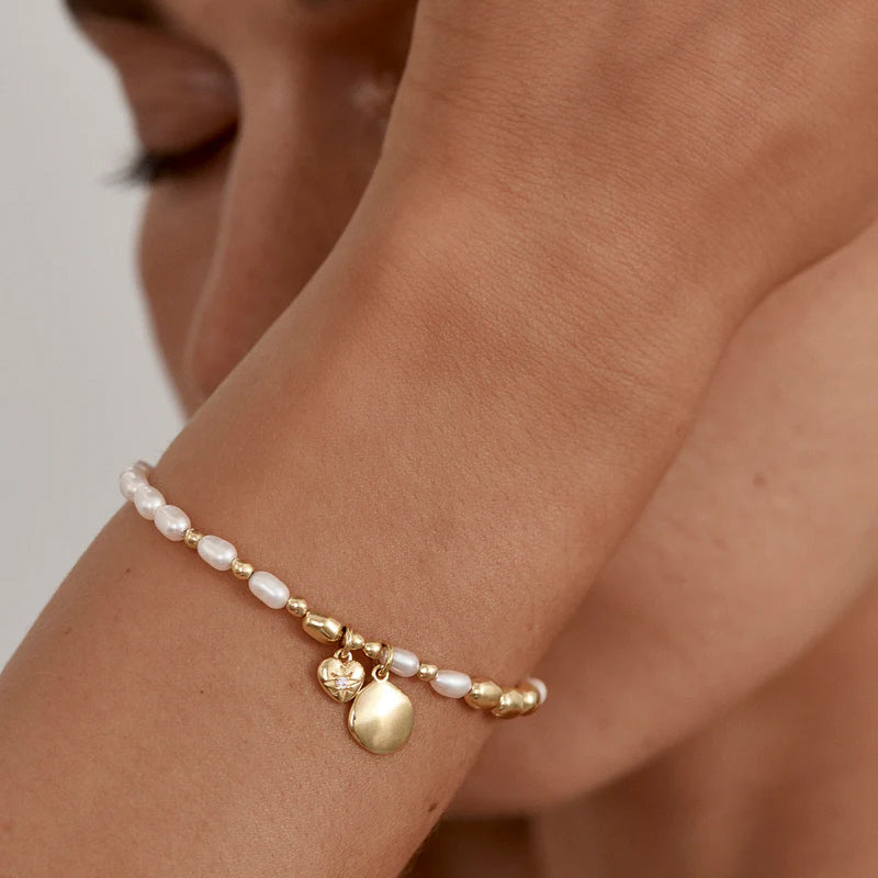 LOVE UNBOUND PEARL BRACELET