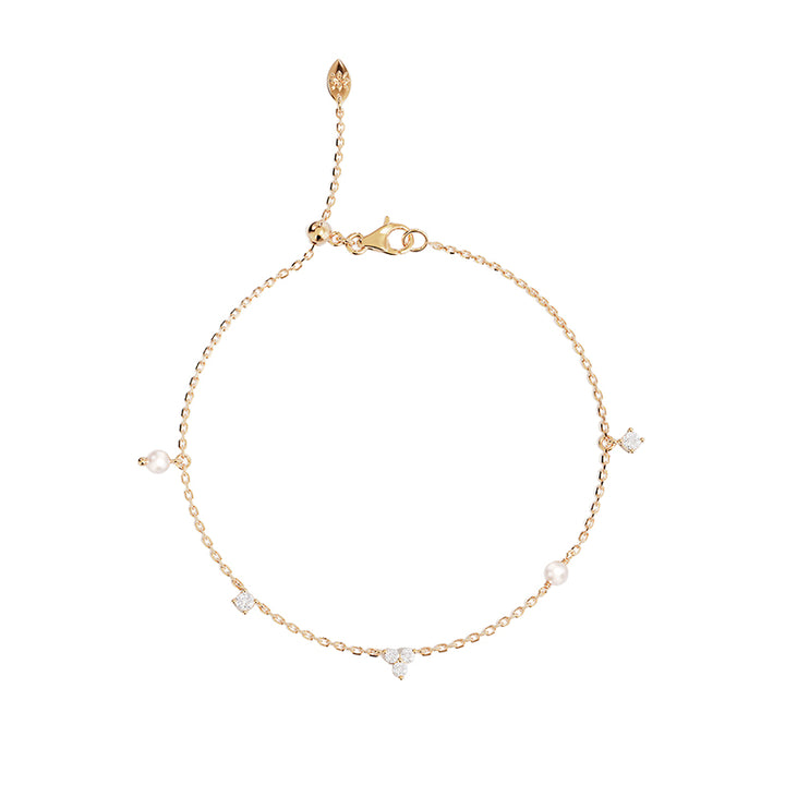 MOONLIT BLOOM PEARL BRACELET