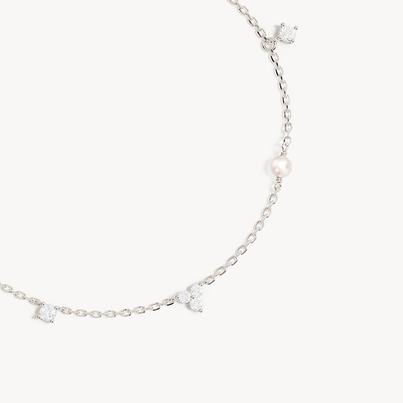 MOONLIT BLOOM PEARL BRACELET