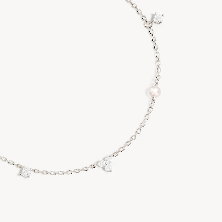 MOONLIT BLOOM PEARL BRACELET