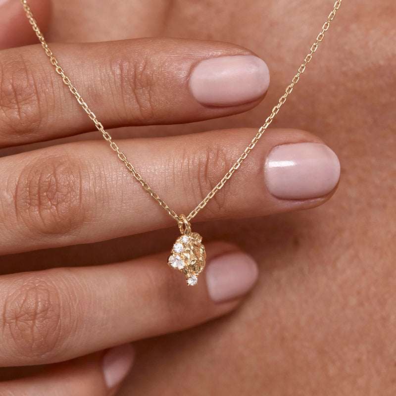 YOU ARE MAGIC ZODIAC NECKLACE LEO