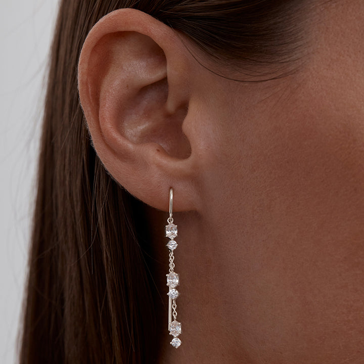 IN THE STARS THREAD EARRINGS