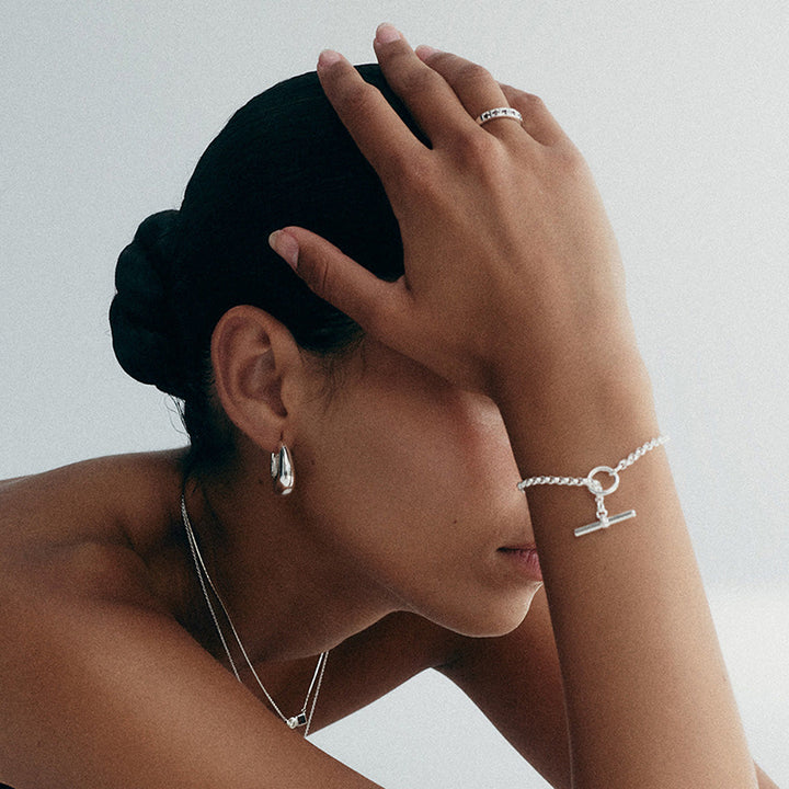 EVOLVE T-BAR BRACELET