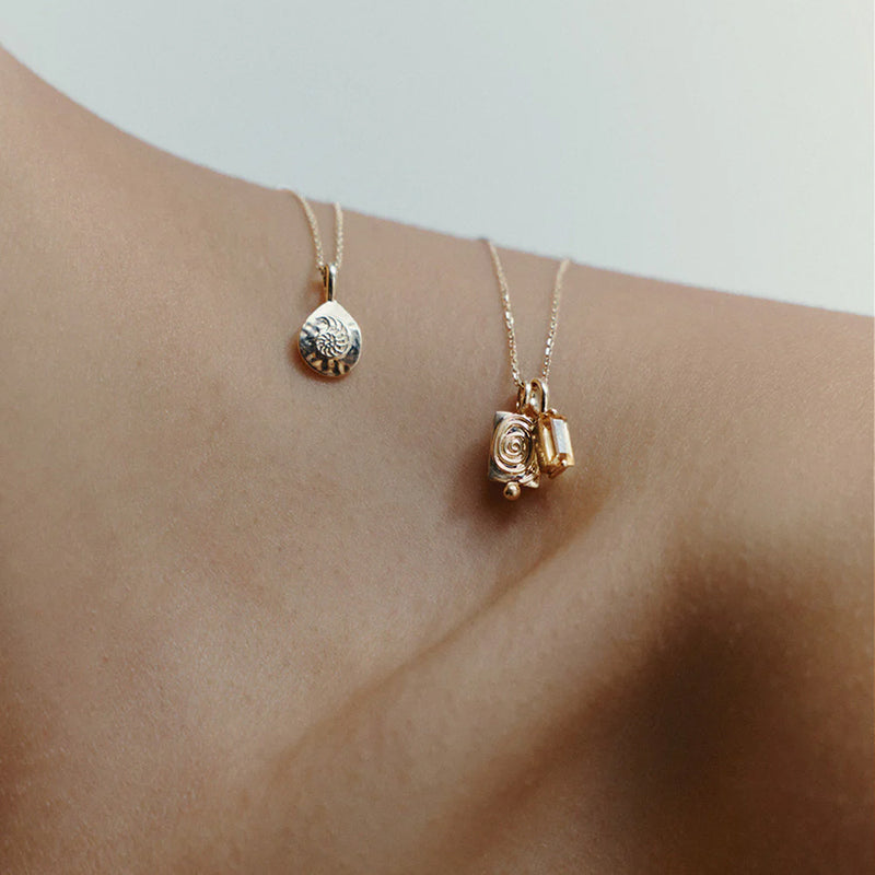GOLDEN RATIO NECKLACE