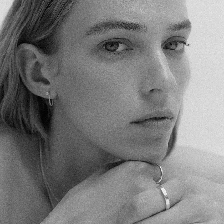 LUMEN CHAIN STUDS
