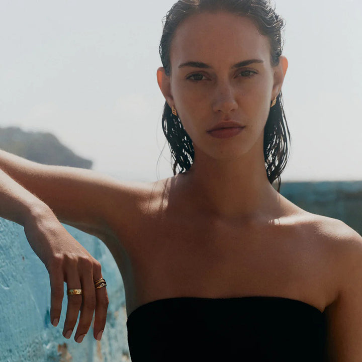 ARISE OVERSIZED STUDS