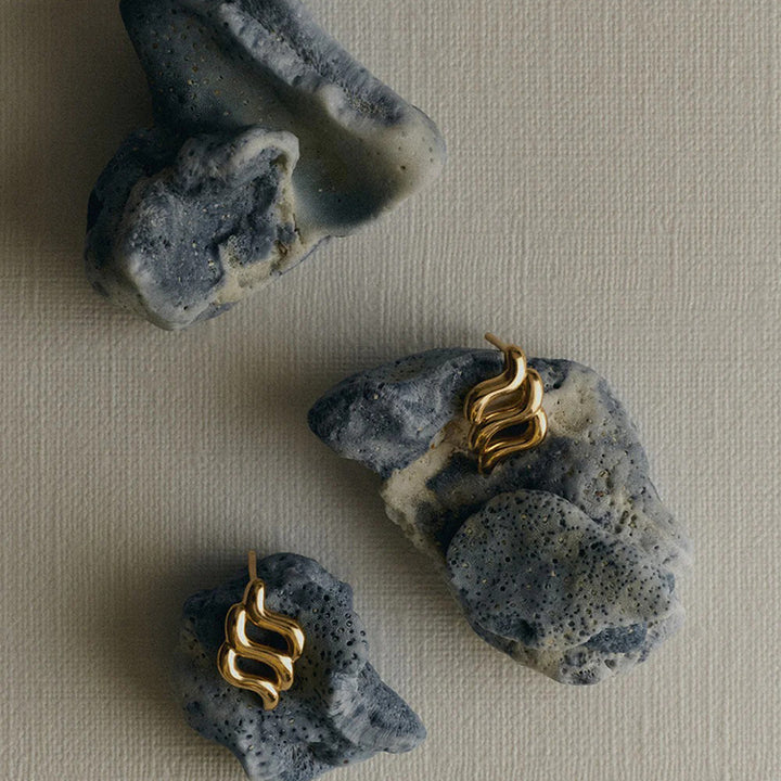 ARISE OVERSIZED STUDS