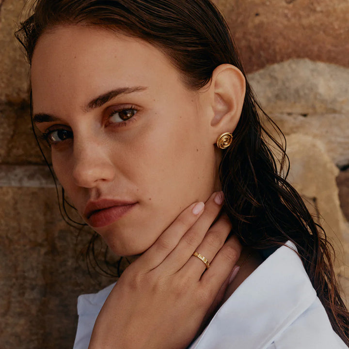 TEMPO OVERSIZED STUDS