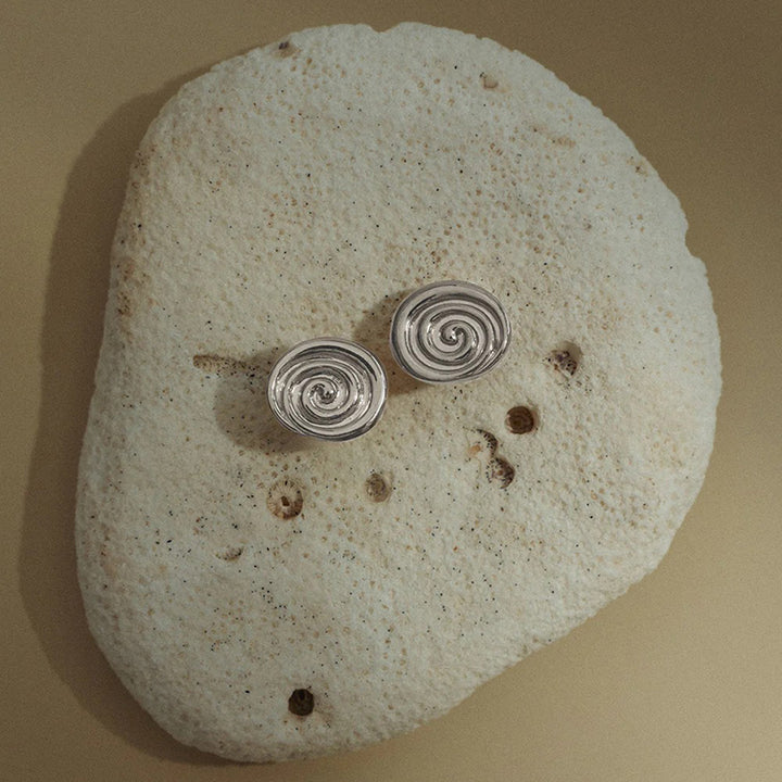 TEMPO OVERSIZED STUDS