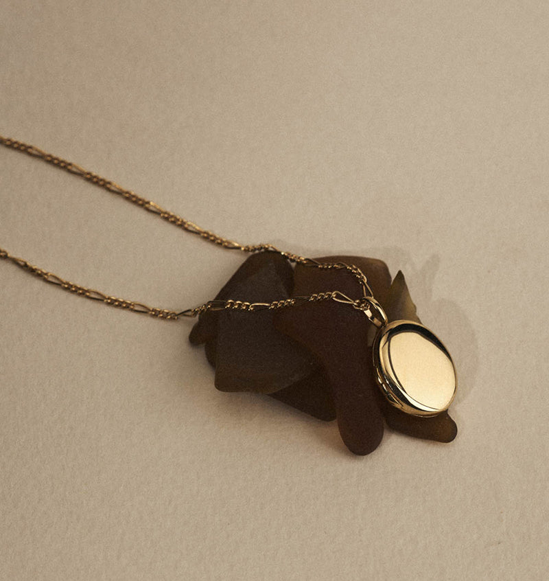 ETERNAL LOCKET