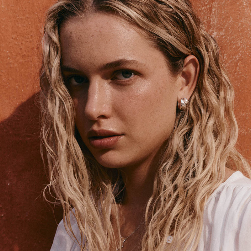 ILLUMINATE HOOPS