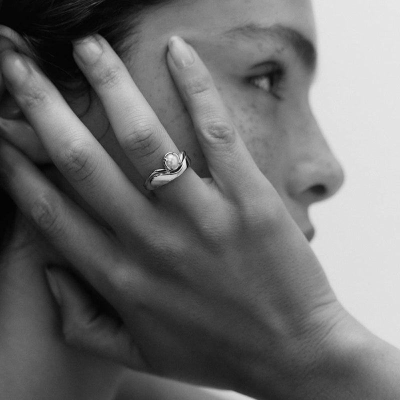 ILLUMINATE RING
