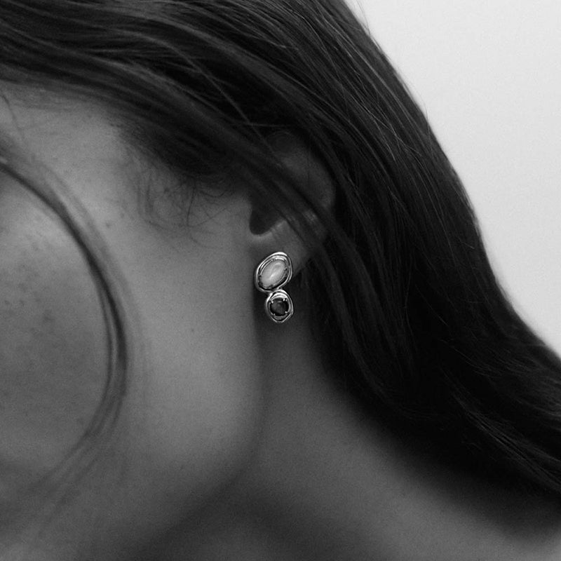 PASSAGE DROP STUDS