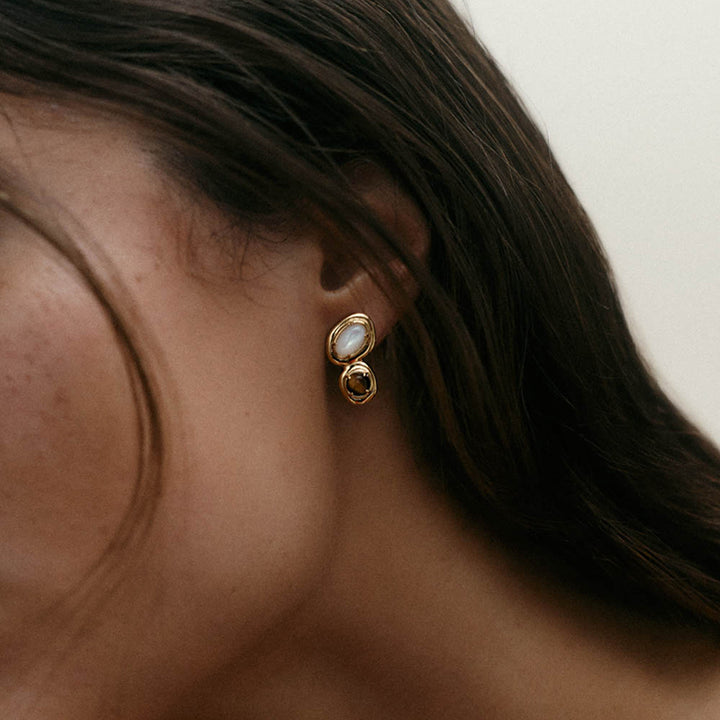 PASSAGE DROP STUDS