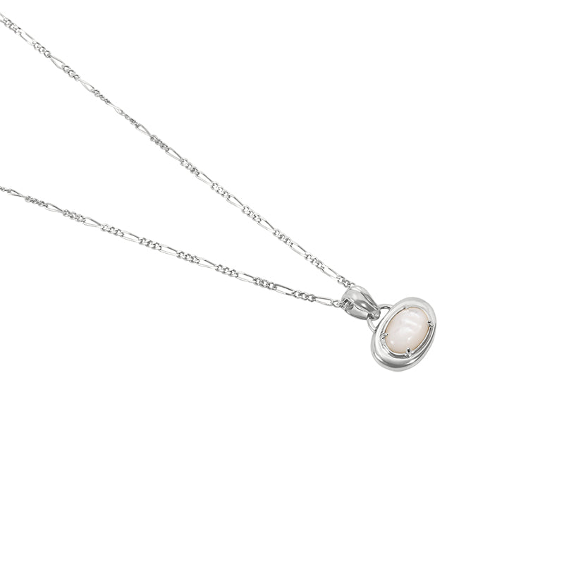 PASSAGE NECKLACE