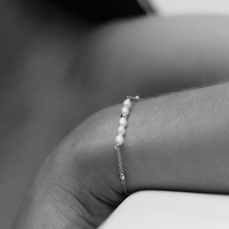 RESONANCE PEARL BRACELET