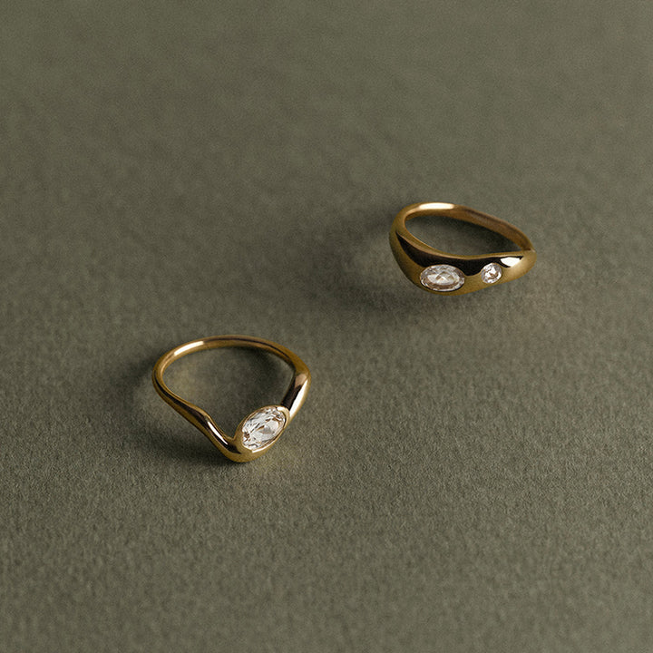 UNFOLD RING