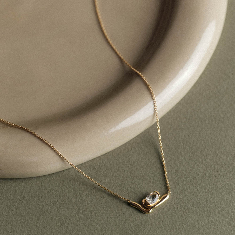 VESSEL NECKLACE