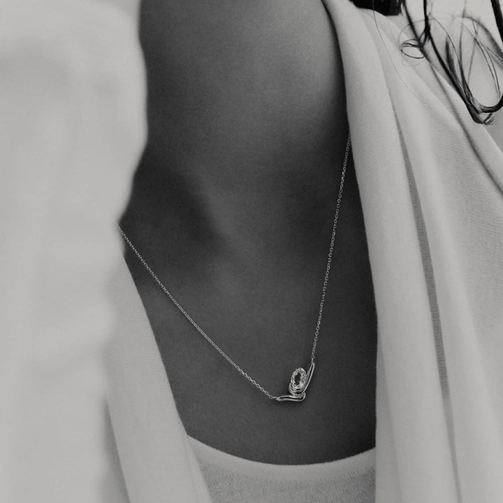 VESSEL NECKLACE
