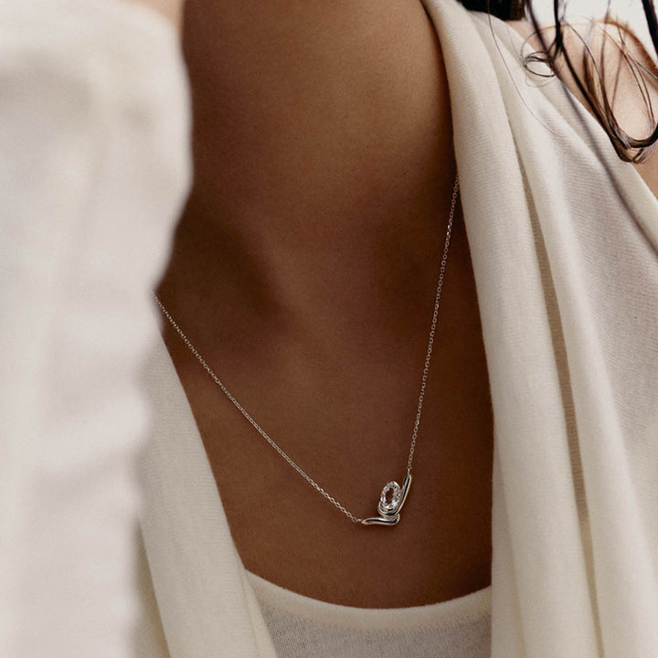VESSEL NECKLACE