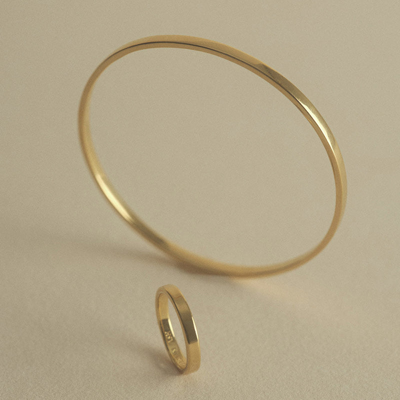 CONTOUR BANGLE