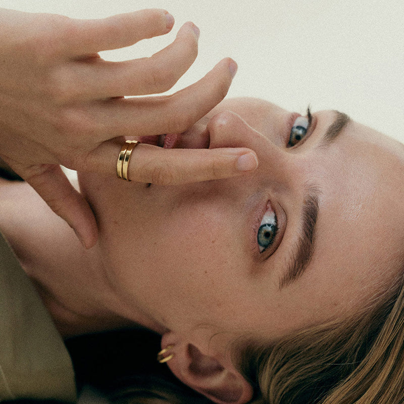 CONTOUR RING