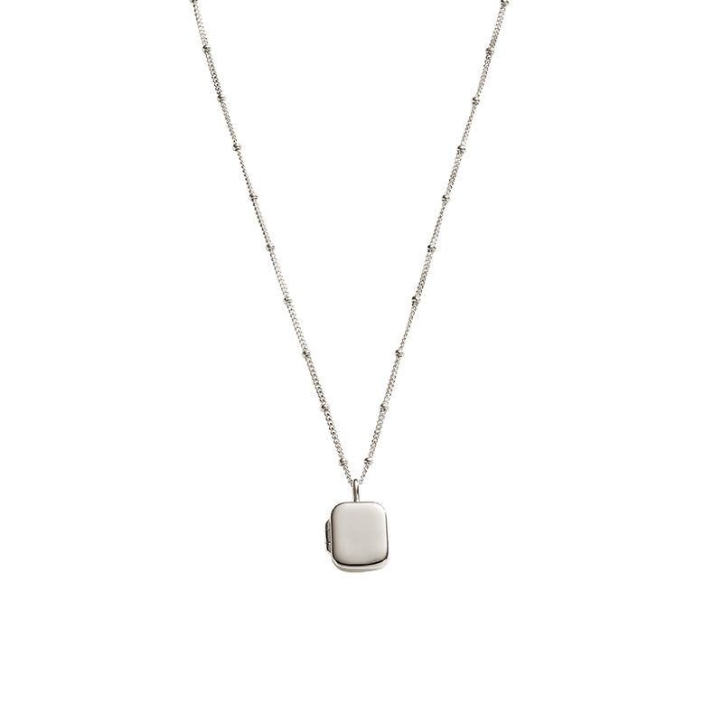 VERA LOCKET