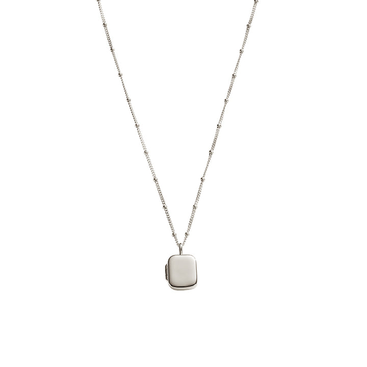VERA LOCKET