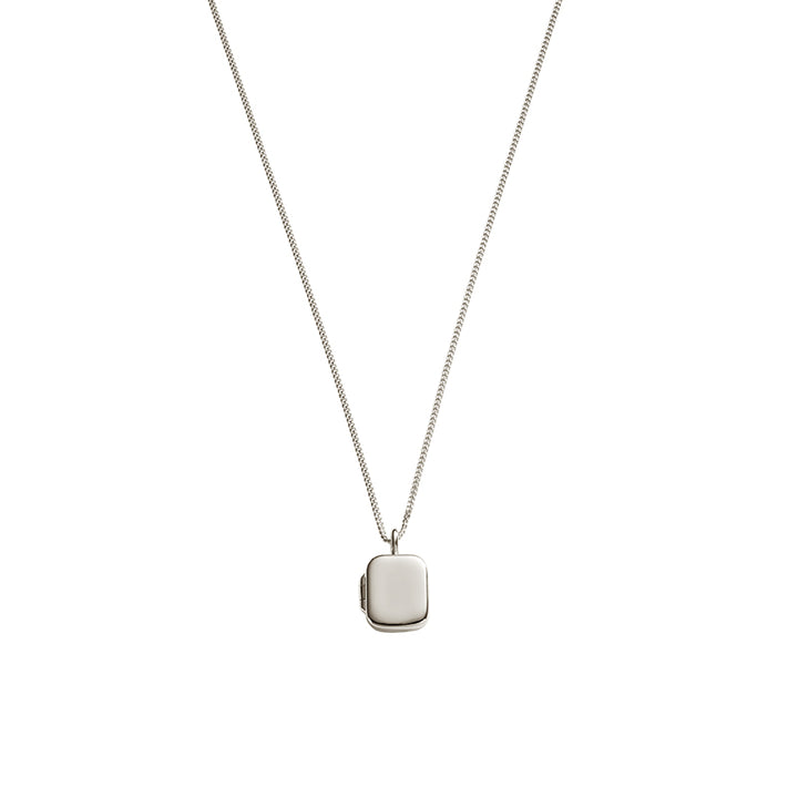 VERA LOCKET