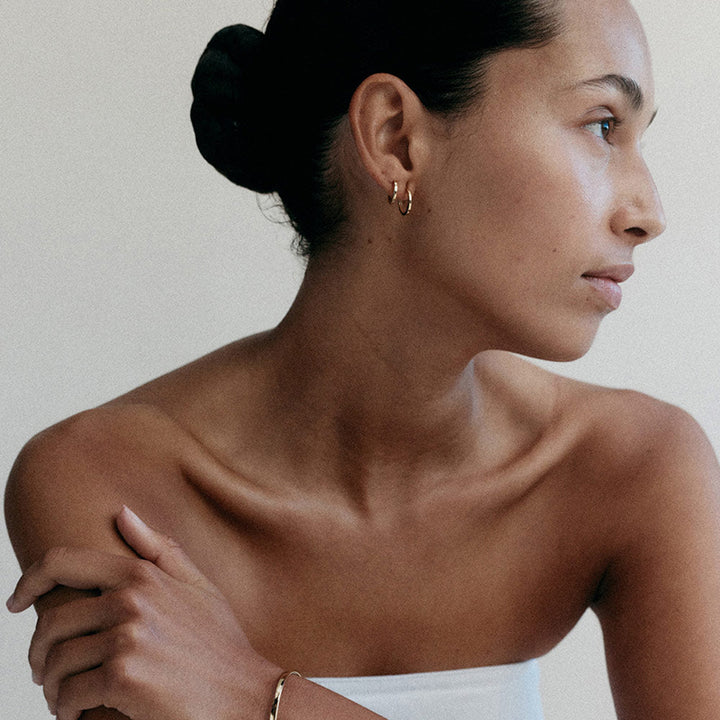 CONTOUR HOOPS