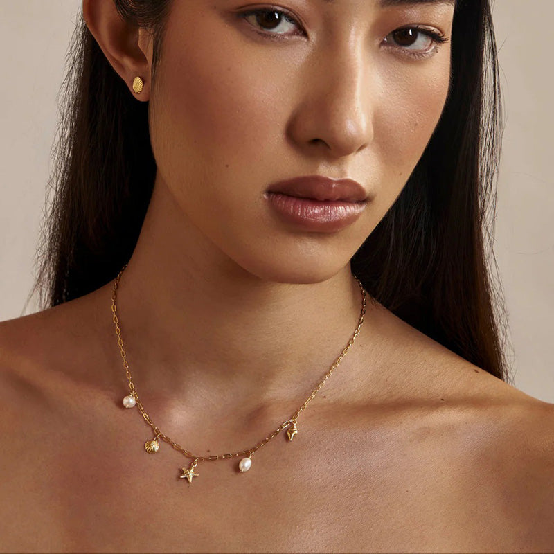 OCEANIC CHARM PEARL NECKLACE