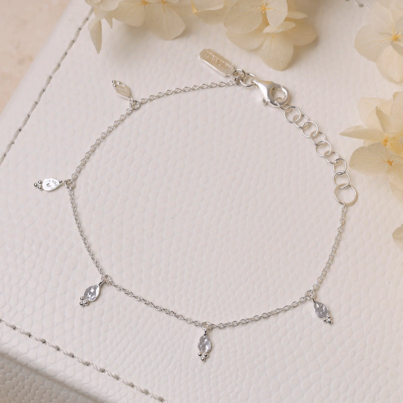 GLISTENING DROPS BRACELET