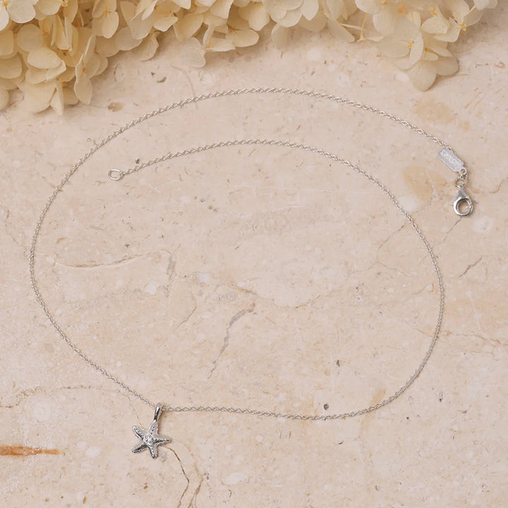 DAINTY STARFISH NECKLACE