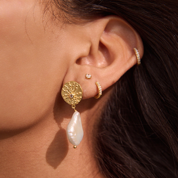 OF THE SEA BAROQUE PEARL EARRING