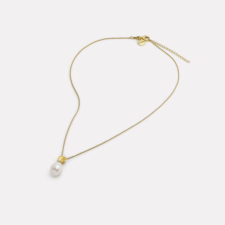 OCEAN DRIFT & PEARL NECKLACE