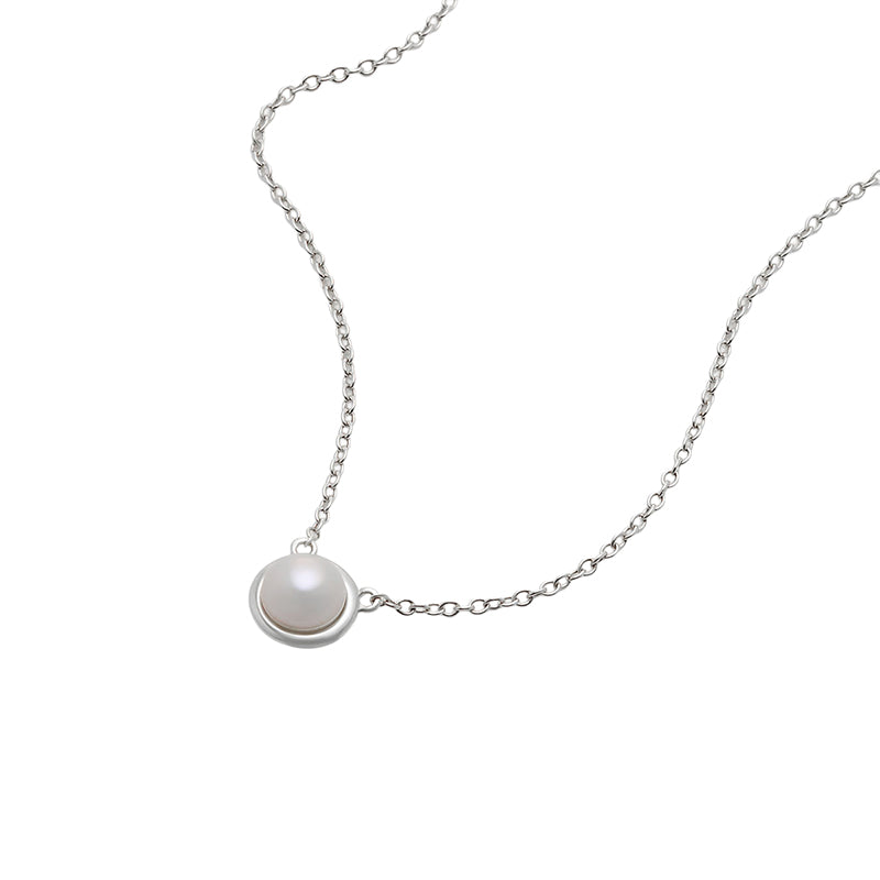 MOONBEAM & PEARL NECKLACE