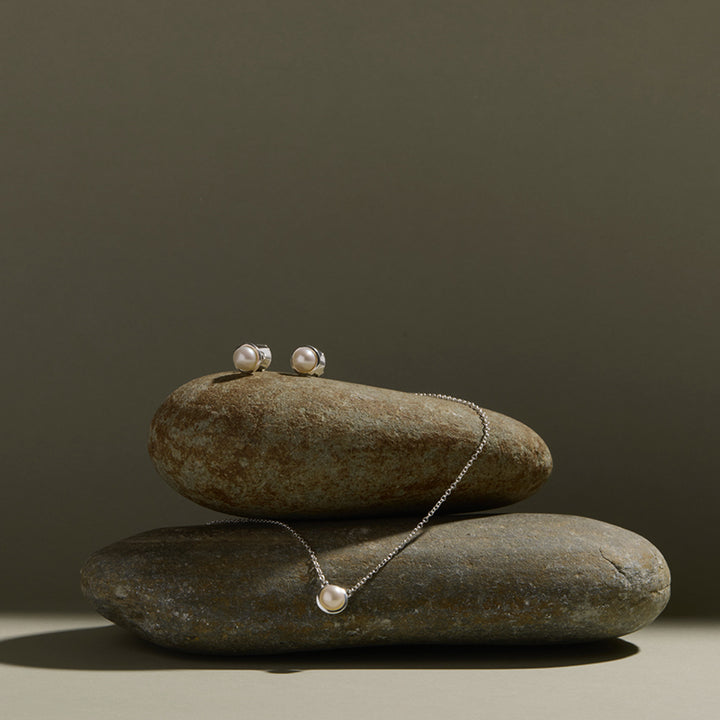 MOONBEAM & PEARL NECKLACE