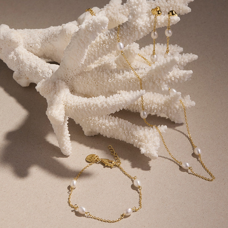 TIDAL WHISPER DOUBLE PEARL EARRING